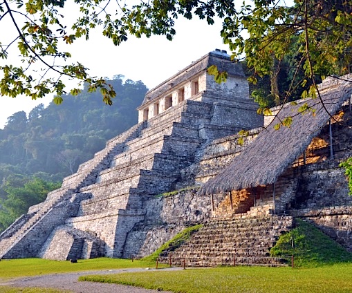 Ciudad Prehispánica y Parque Nacional del Palenque