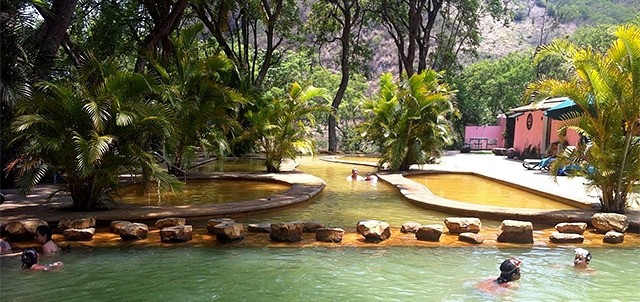 Termas de Agua Blanca, San José Purúa ( Jungapeo )