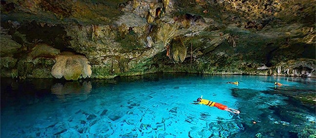 Cenote Dos Ojos, Tulum