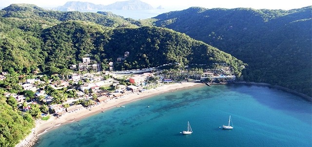 Playa de Cuastecomates, Barra de Navidad