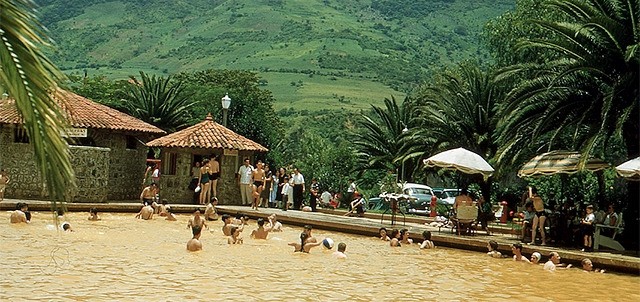 Agua Amarilla, San José Purúa ( Jungapeo )