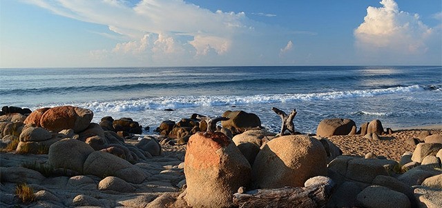 Playa Casa de Piedra, Playa Ventura