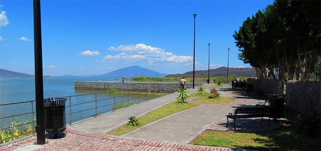 Laguna de Yuriria, Yuriria