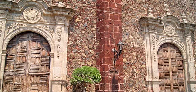 Templo y Convento de las Capuchinas, Salvatierra