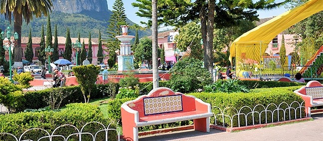 Plaza de Armas, Tlatlauquitepec