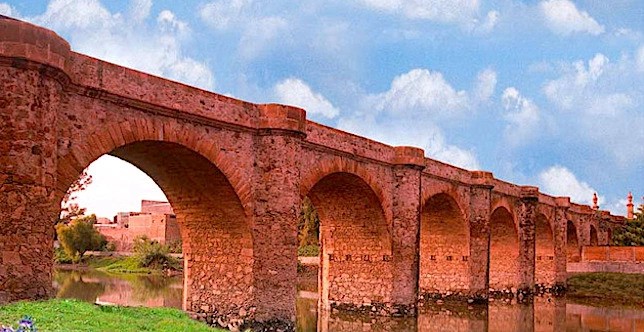 Puente Cavadas, La Piedad