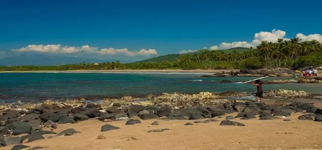 Playas de Troncones, Troncones