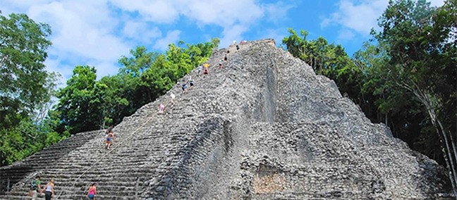 Zona Arqueológica de Cobá