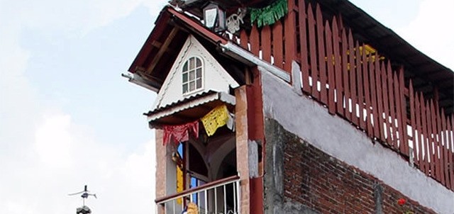 La Casa más angosta del Mundo, Uruapan