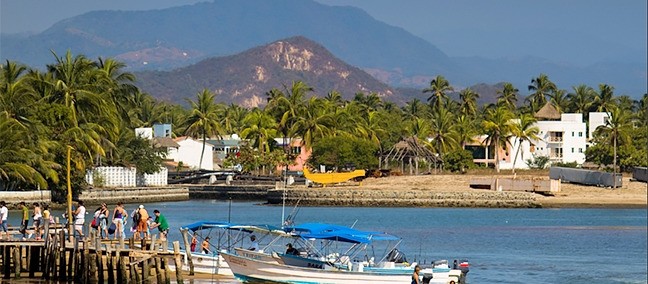 Barra de Navidad, Costalegre