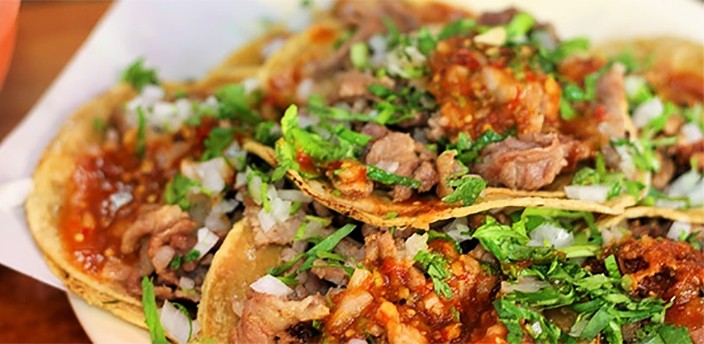 El Rey de Las Carnitas, Quiroga