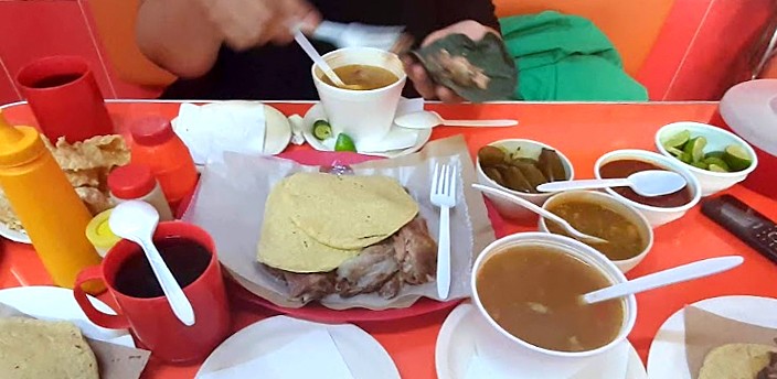 Carnitas y Barbacoa Los Arcos, Huichapan