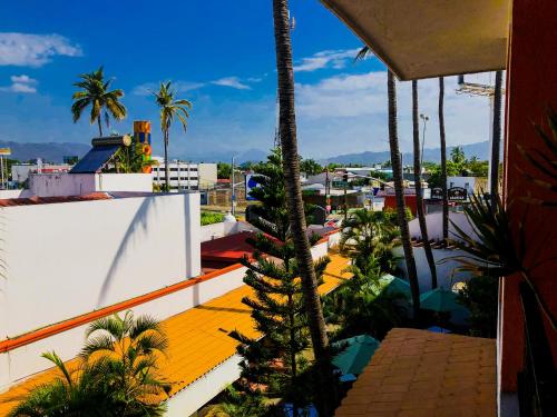 La Pérgola, Manzanillo