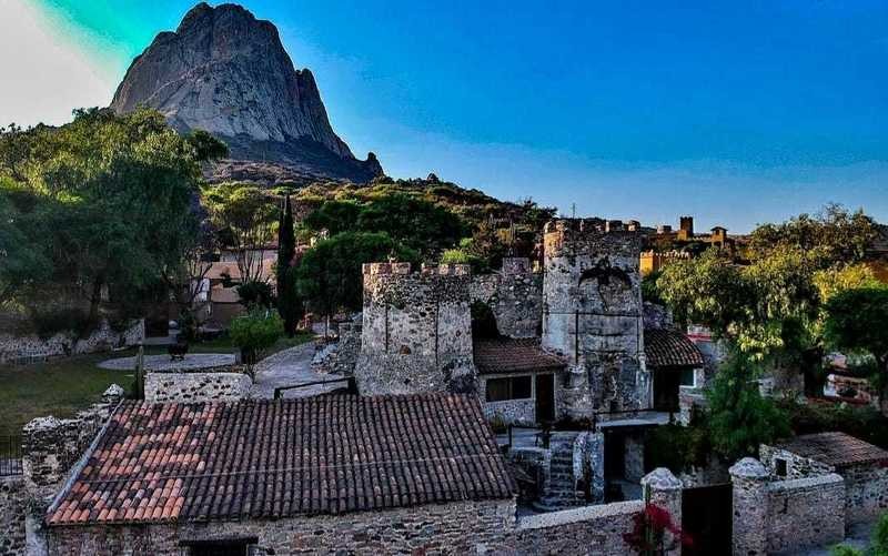 Hostal Medieval, Bernal