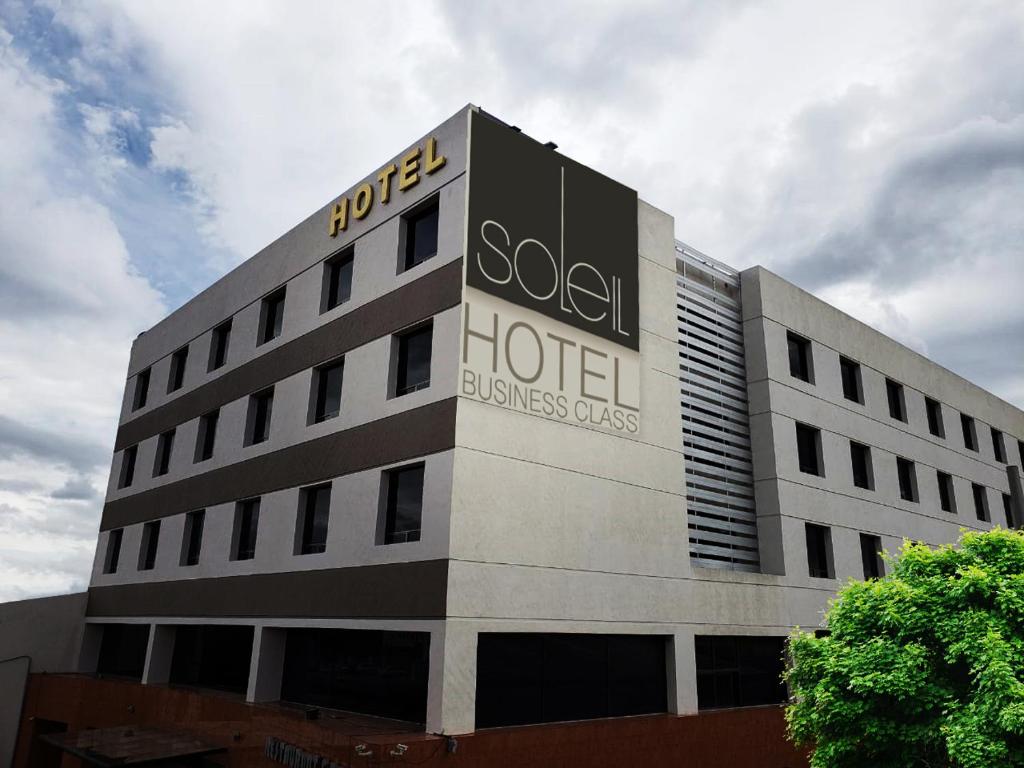 Soleil Celaya, Celaya