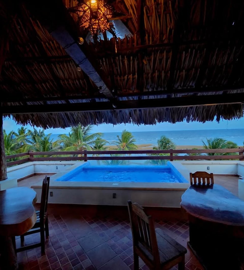 Caballo Blanco, Mahahual