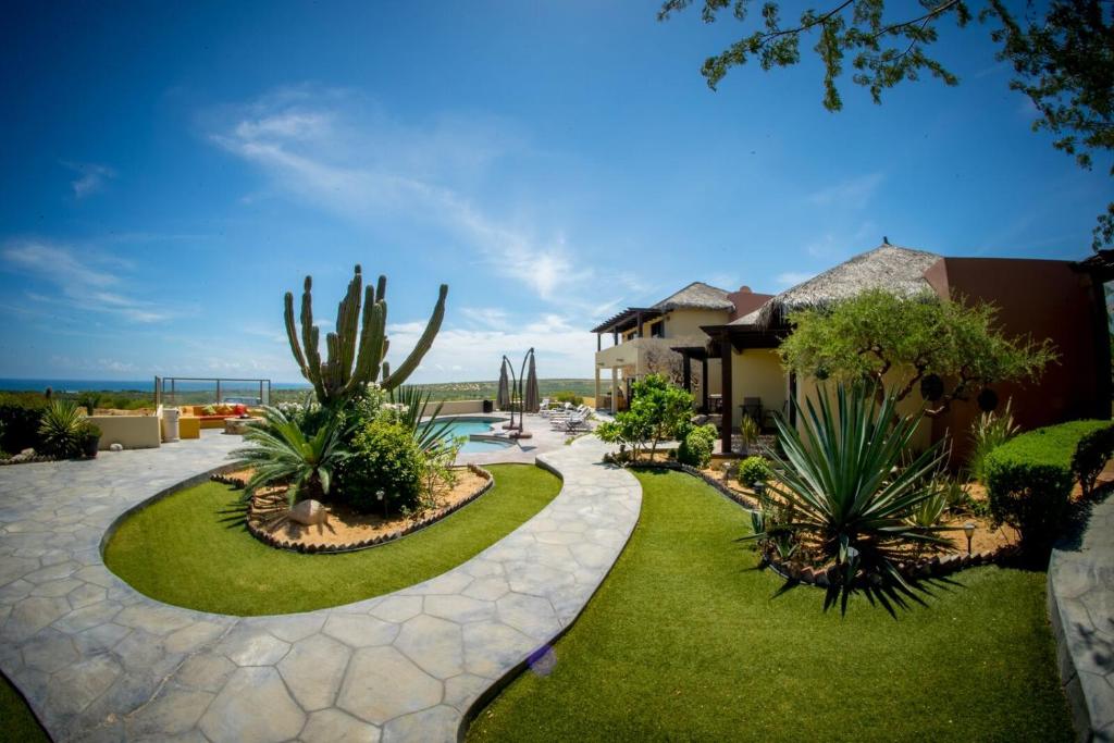 Vista La Ribera, Cabo del Este ( East Cape )