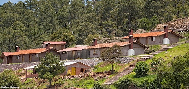 Centro Ecoturístico Cabañas Cuajimoloyas