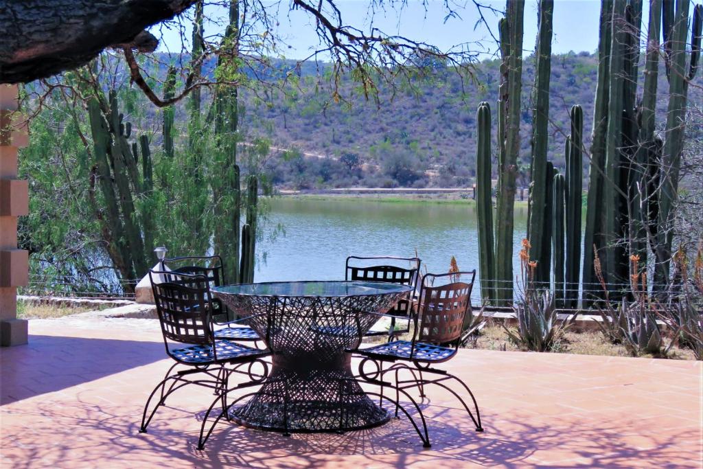 Hacienda Tovares Hotel Del Lago, Cadereyta