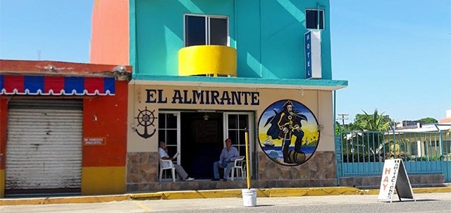 El Almirante, Tecolutla