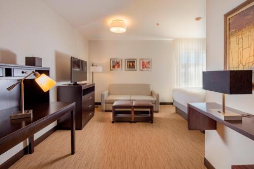 Staybridge Suites Irapuato, Irapuato