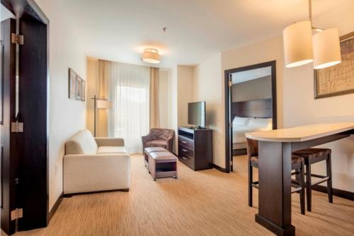 Staybridge Suites Saltillo, Saltillo