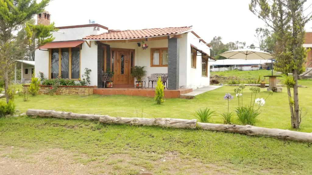 Cabañas Villa de San Miguel , San Miguel Regla ( Huasca de Ocampo )