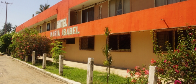 María Isabel, Playa Azul