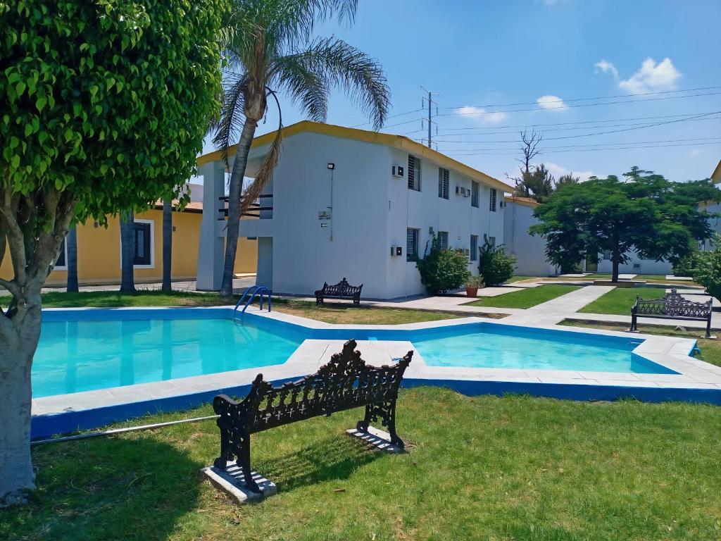 JM Hotel Ejecutivo, Celaya