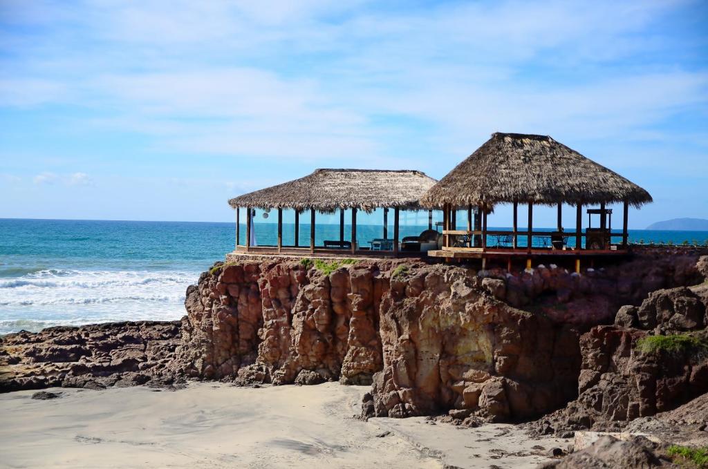 Castillos del Mar, Rosarito